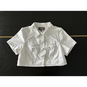 Torrid White Cropped Denim Jacket Size 1 Plus Short Sleeve Button Front Collared